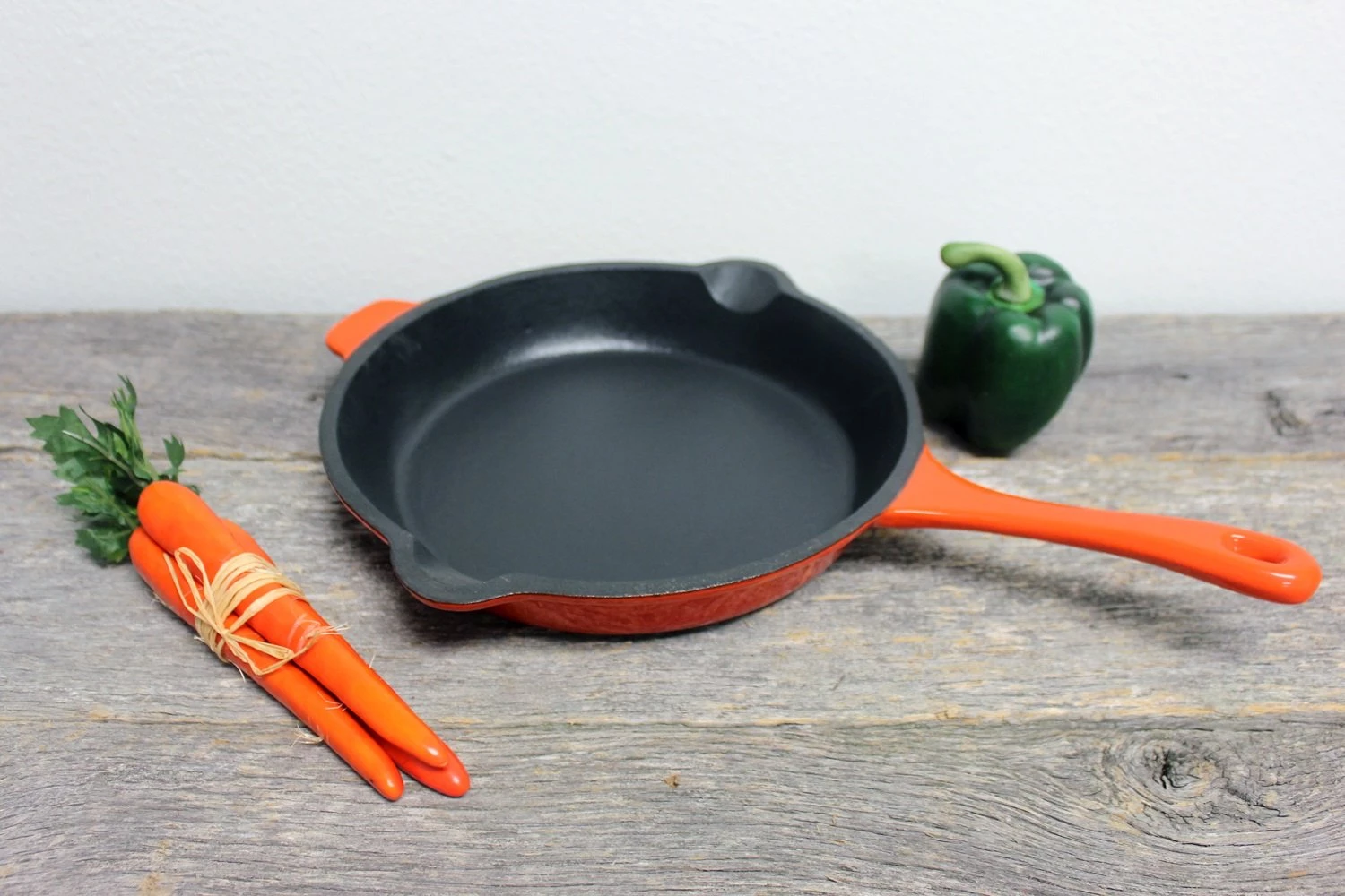 BergHOFF Neo 10" Cast Iron Fry Pan, Orange 4 BergHOFF Neo 10" Cast Iron Fry Pan, Orange