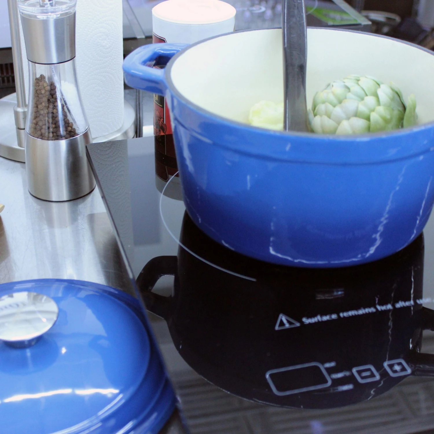 BergHOFF Neo 5Pc Cast Iron Cookware Set, Blue 8 BergHOFF Neo 5Pc Cast Iron Cookware Set, Blue