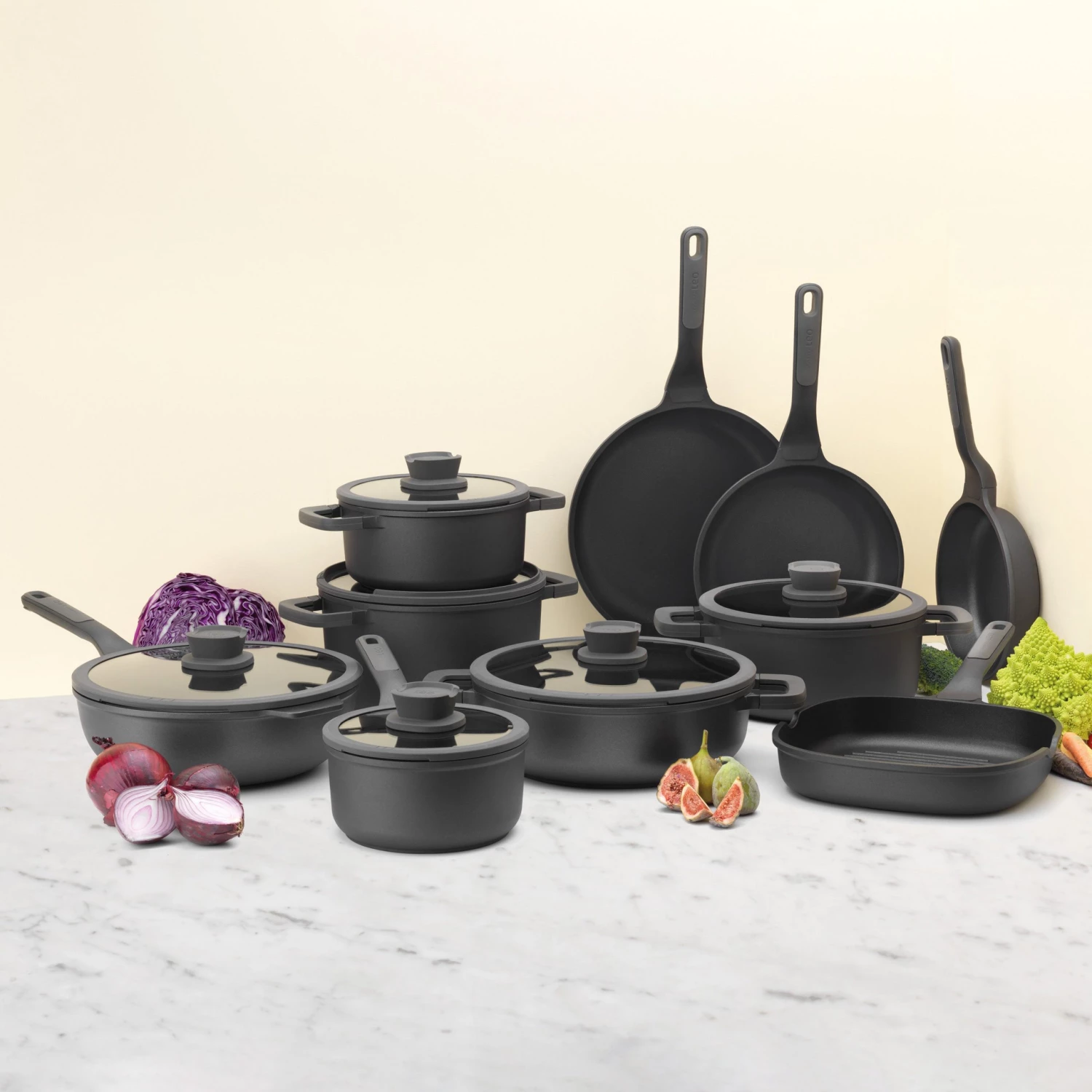 BergHOFF Stone 7" Non-stick Covered Saucepan, 2.1 Qt Cookware 5 BergHOFF Stone 7" Non-stick Covered Saucepan, 2.1 Qt Cookware