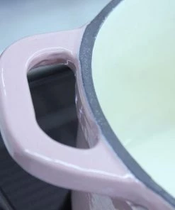 BergHOFF Neo Cast Iron Oval Covered Dutch Oven Dish 5qt Pink