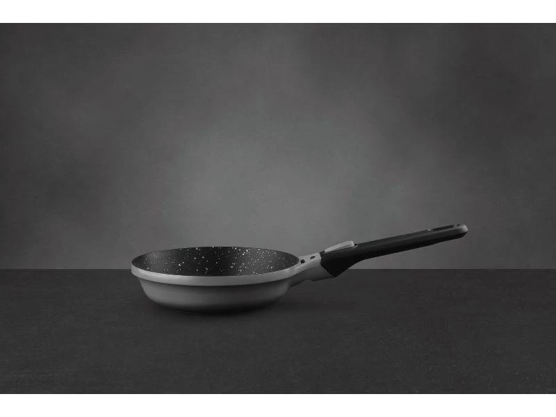 BergHOFF GEM 8" Non-Stick Fry Pan, 1.2 Qt Grey Cookware 7 BergHOFF GEM 8" Non-Stick Fry Pan, 1.2 Qt Grey Cookware