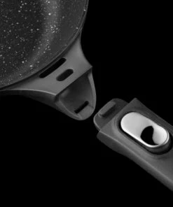 BergHOFF GEM 11" Non-Stick Covered Sauté Pan 4.6Qt 7 BergHOFF GEM 11