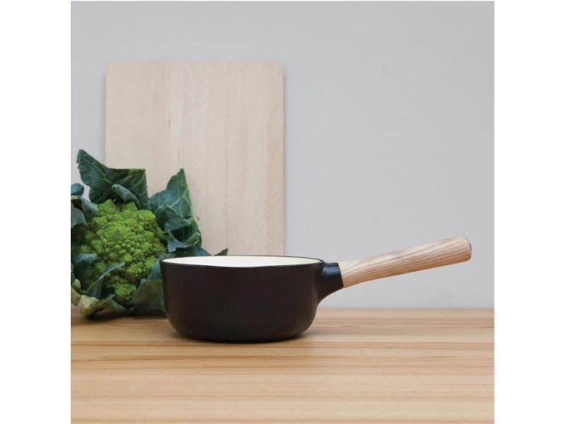 BergHOFF Ron 7" Cast Iron Saucepan 1.8 Qt, Black Cookware 4 BergHOFF Ron 7" Cast Iron Saucepan 1.8 Qt, Black Cookware