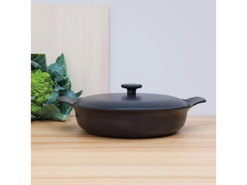 Cookware BergHOFF Ron 11" Cast Iron Covered Deep Skillet 3.5Qt, Black 4 Cookware BergHOFF Ron 11" Cast Iron Covered Deep Skillet 3.5Qt, Black