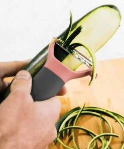 BergHOFF Leo 5" Stainless Steel Julienne Peeler, Pink