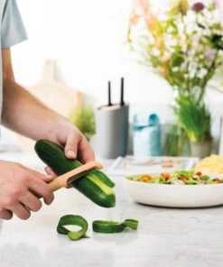 BergHOFF Leo 6.75" Stainless Steel Straight Peeler, Pink 5 BergHOFF Leo 6.75