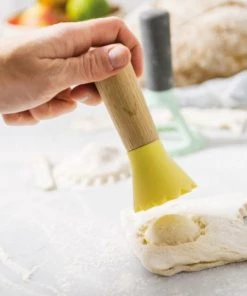 BergHOFF Leo 2" Nylon Mini Ravioli Stamp, Yellow